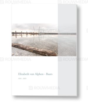 Rouwkaart met strand en golfbrekers