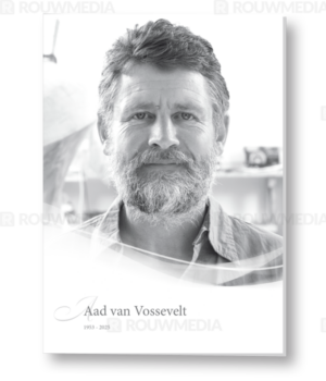 Rouwkaart met groot portret en sierlijk kader