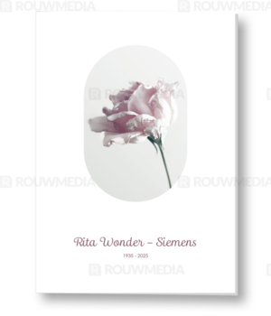 Rouwkaart met wit roze roos